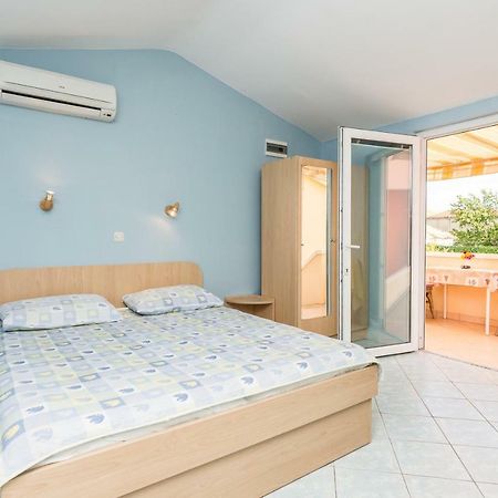 Apartmani Albi Затон Экстерьер фото