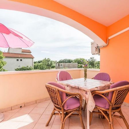 Apartmani Albi Затон Экстерьер фото