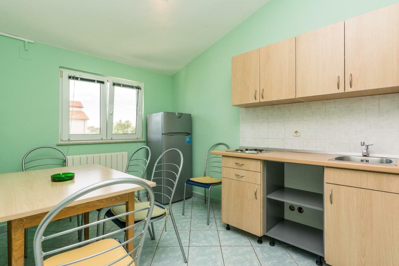 Apartmani Albi Затон Экстерьер фото