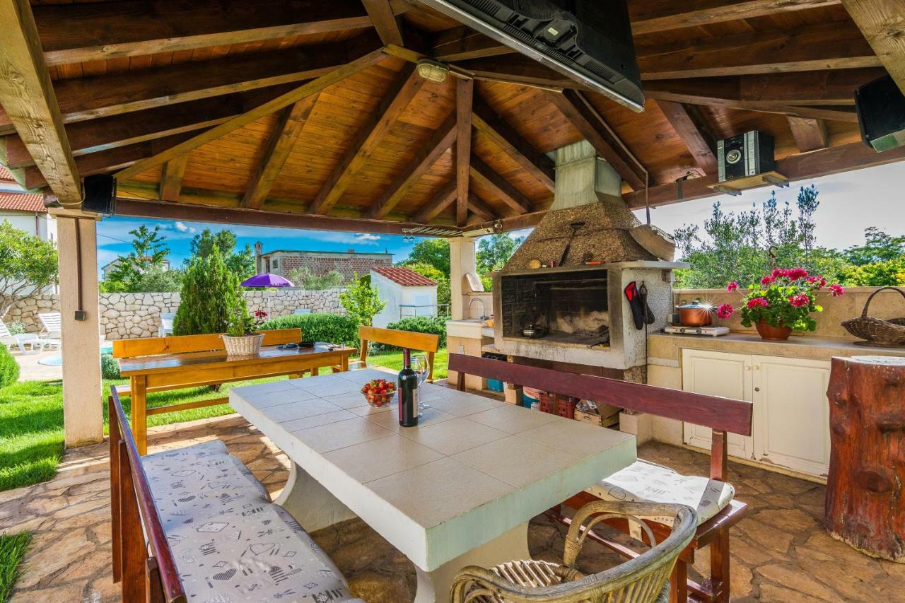 Apartmani Albi Затон Экстерьер фото